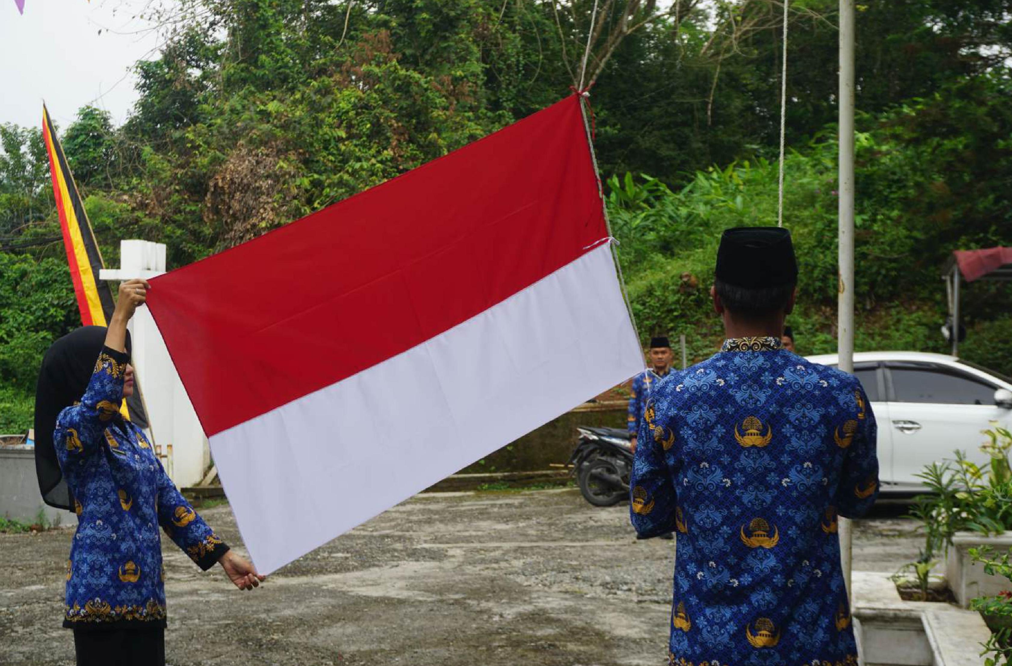 UPACARA HUT 81 RI BAWASLU SIJUNJUNG