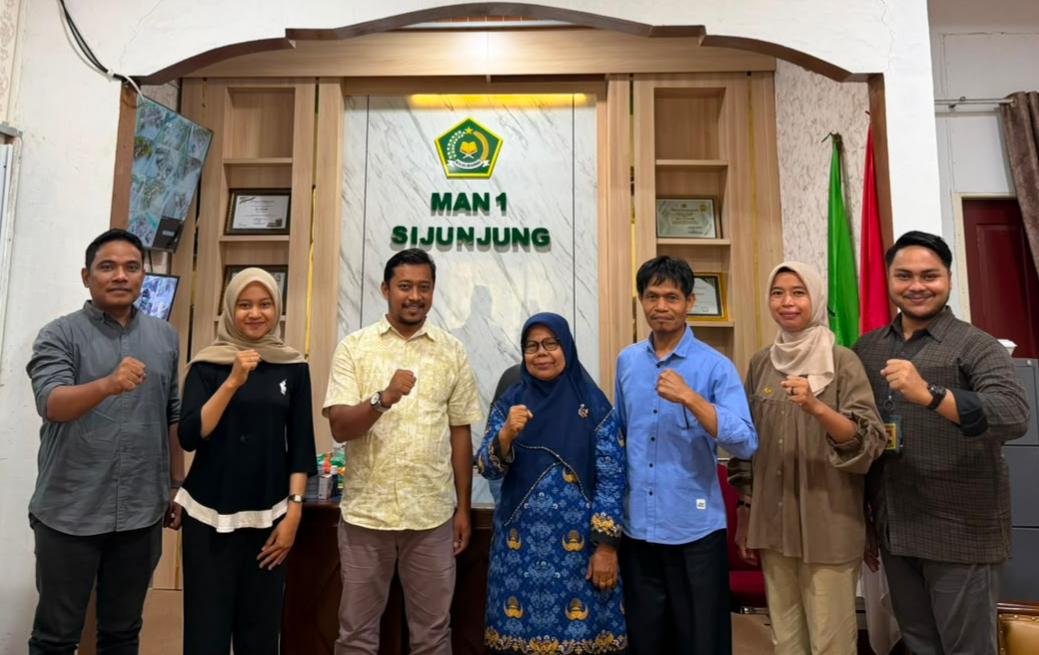 Kunjungan Bawaslu Sijunjung ke MAN 1 Sijunjung