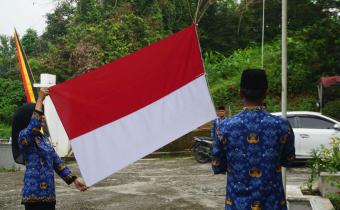 UPACARA HUT 81 RI BAWASLU SIJUNJUNG